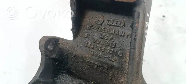 Audi 100 S4 C4 Vairo stiprintuvo siurblio tvirtinimo kronšteinas 054145521C