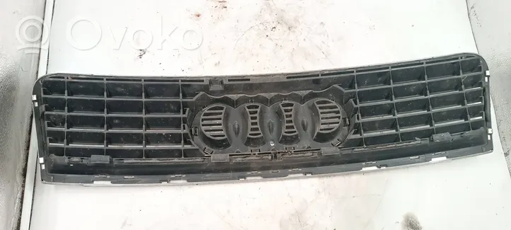 Audi A6 S6 C5 4B Maskownica / Grill / Atrapa górna chłodnicy 4B0853551F