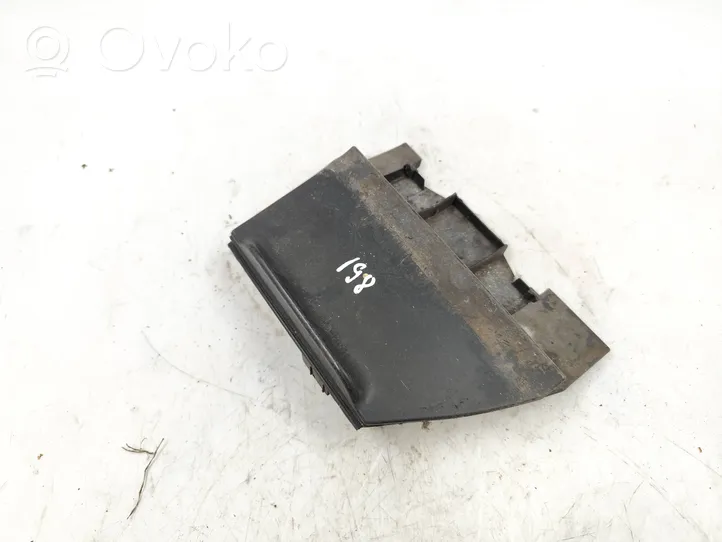 Audi 80 90 B3 Auton tuhkakuppi 893857951B