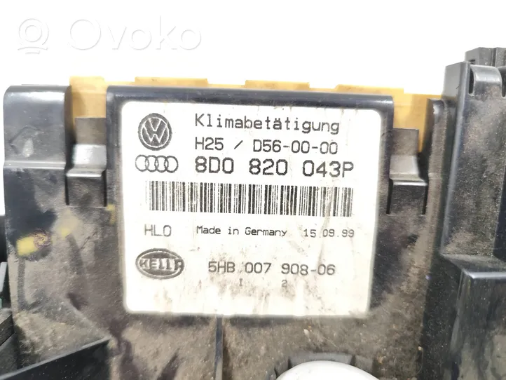 Audi A4 S4 B5 8D Climate control unit 8D0820043P