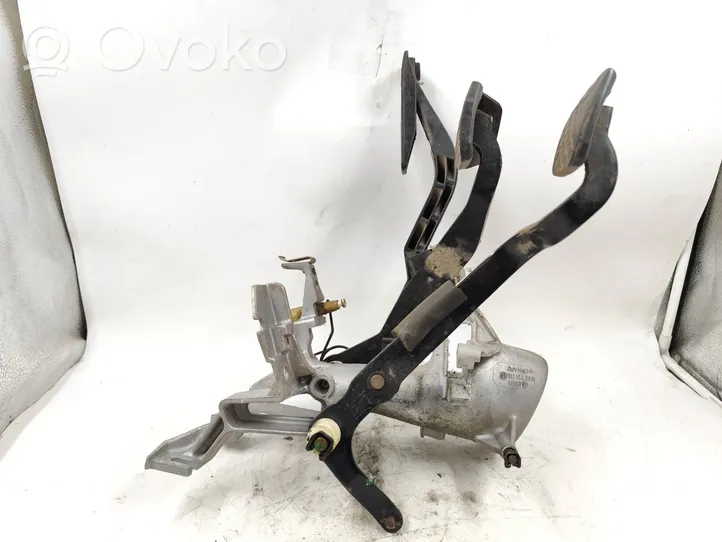 Audi 80 90 B3 Pedal assembly 893721115