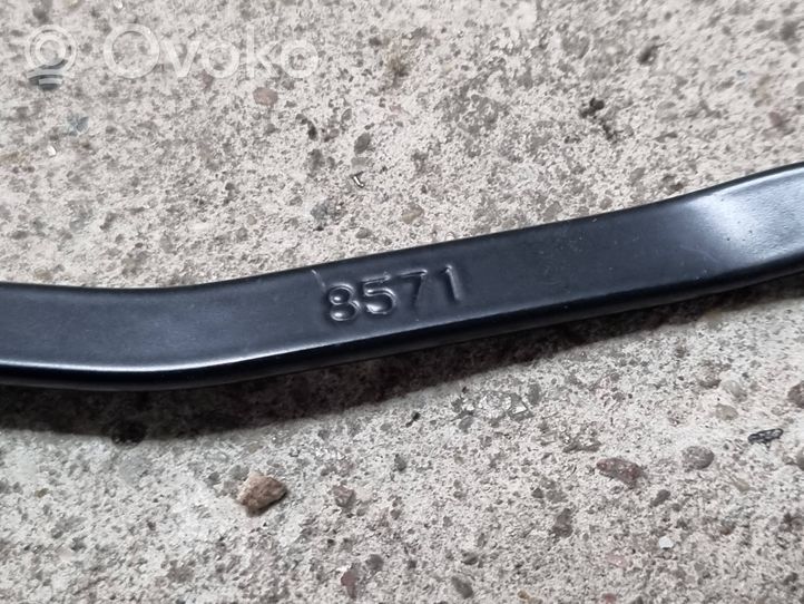 Nissan Murano Z52 Windshield/front glass wiper blade 8571