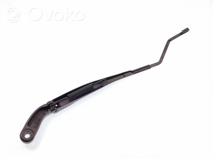 Ram 1500 Rear wiper blade arm P6833892AA