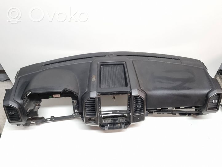 Ford F150 Deska rozdzielcza 2325756X8B