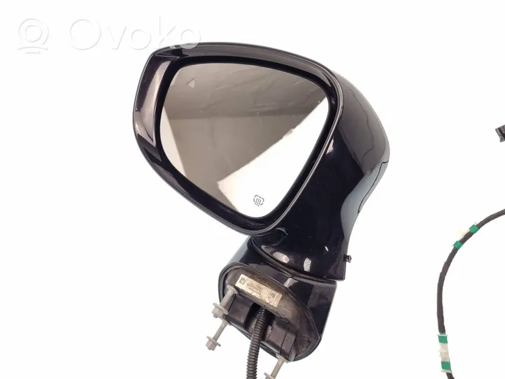 Chrysler Pacifica Front door electric wing mirror 048398