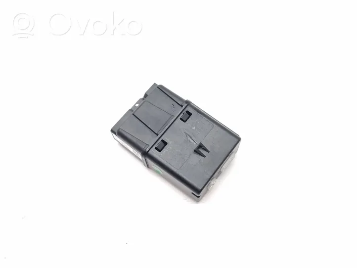 Chrysler Pacifica USB socket connector 68229840AA