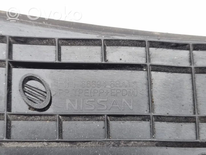 Nissan Rogue Rivestimento dell’estremità del parafango 668946RA1A