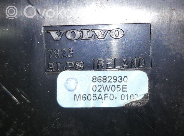 Volvo S60 Oro kondicionieriaus/ klimato/ pečiuko valdymo blokas (salone) 8682930