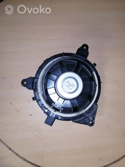 Volvo V70 Takaoven kaiutin 30679498