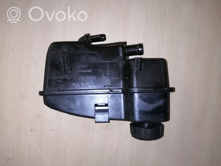 Volvo V70 Vairo stiprintuvo skysčio bakelis 30645621