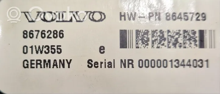 Volvo V70 Module de fusibles 8676286