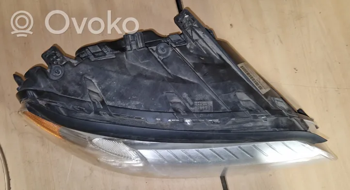 Volvo V70 Headlight/headlamp 31214352