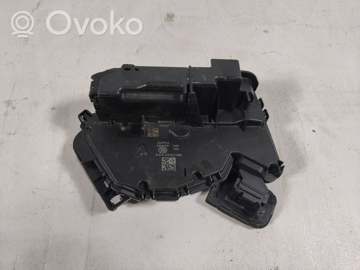 Volkswagen Golf VIII Serratura portiera anteriore 5TB837016B