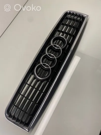 Audi A4 S4 B6 8E 8H Atrapa chłodnicy / Grill 8E0853651F