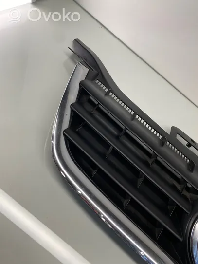 Volkswagen Touran I Atrapa chłodnicy / Grill 1T0853653