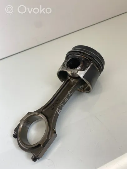 Mazda 6 Piston avec bielle R2AA