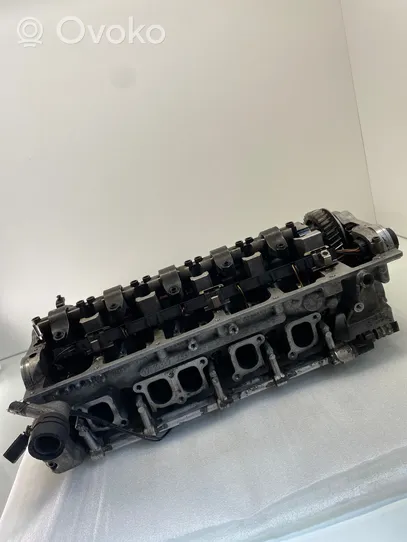 Volkswagen Touareg I Engine head 070103373C