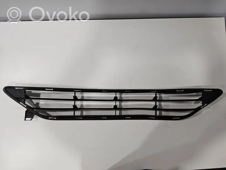 Nissan X-Trail T32 Grille inférieure de pare-chocs avant 622546FR0A