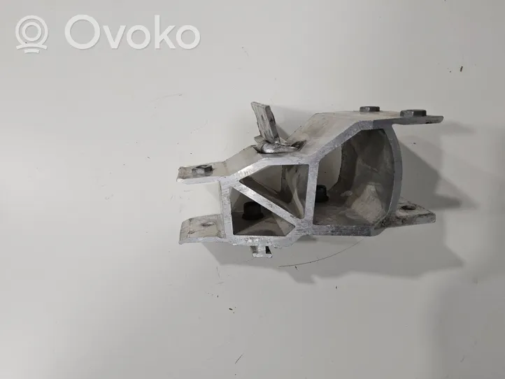 BMW X3 G01 Radiatoru paneļa turētājs (televizora) 7573758