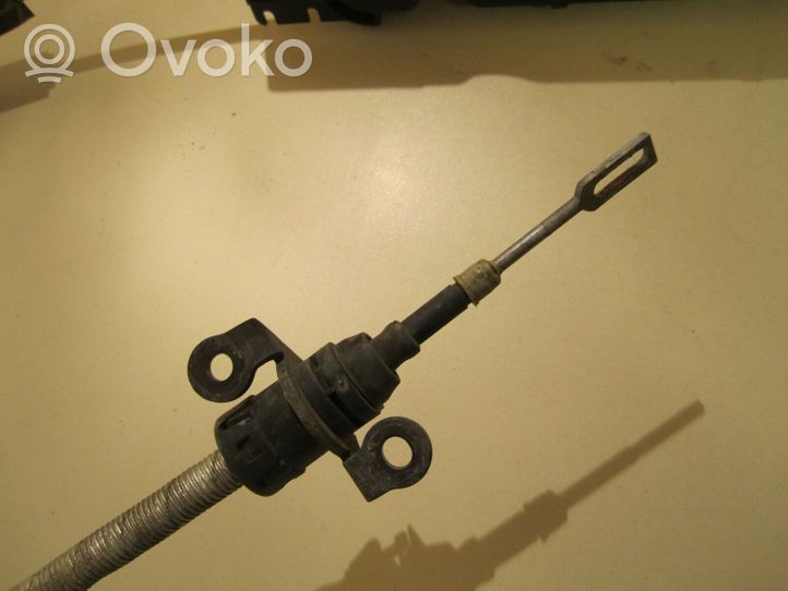 Volkswagen PASSAT B6 Gear shift cable linkage 