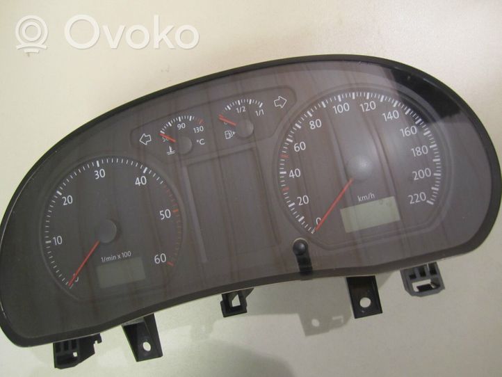 Volkswagen Polo IV 9N3 Compteur de vitesse tableau de bord 6Q0920804LX