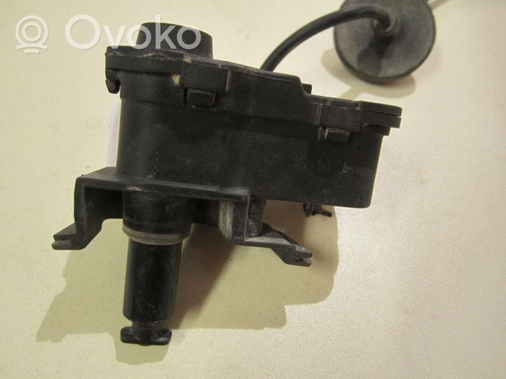 Volkswagen Polo V 6R Serratura del tappo del serbatoio del carburante 6R0810773F