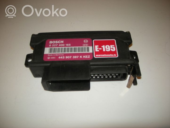 Audi 80 90 B3 Autres unités de commande / modules 443907397K