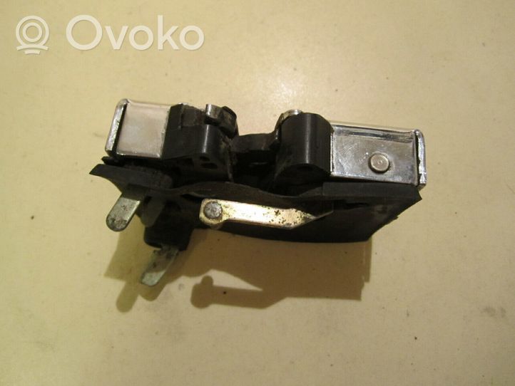 Audi 80 90 B3 Etuoven lukko 895837016B