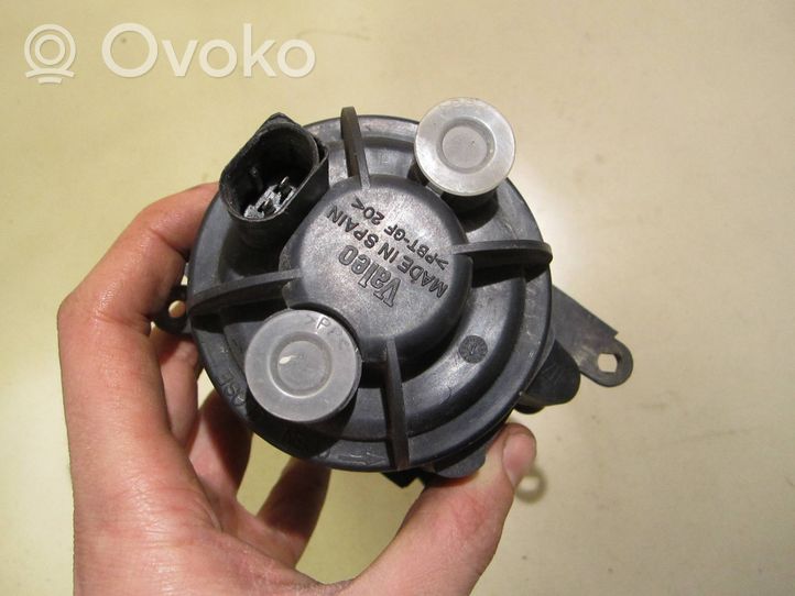 Audi A4 S4 B5 8D Muu ulkopuolen osa 8D0941700B