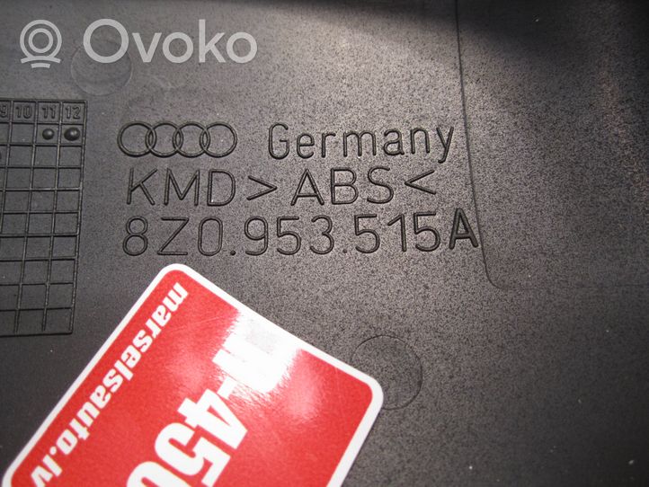 Audi A2 Ohjauspyörän pylvään verhoilu 8Z0953515A