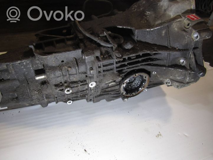 Audi 80 90 S2 B4 Mechaninė 5 pavarų dėžė AXG B4 2.3