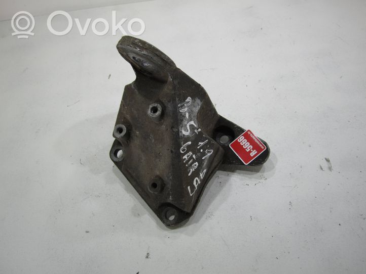 Volkswagen PASSAT B5.5 Support de boîte de vitesses 8D0399114AH