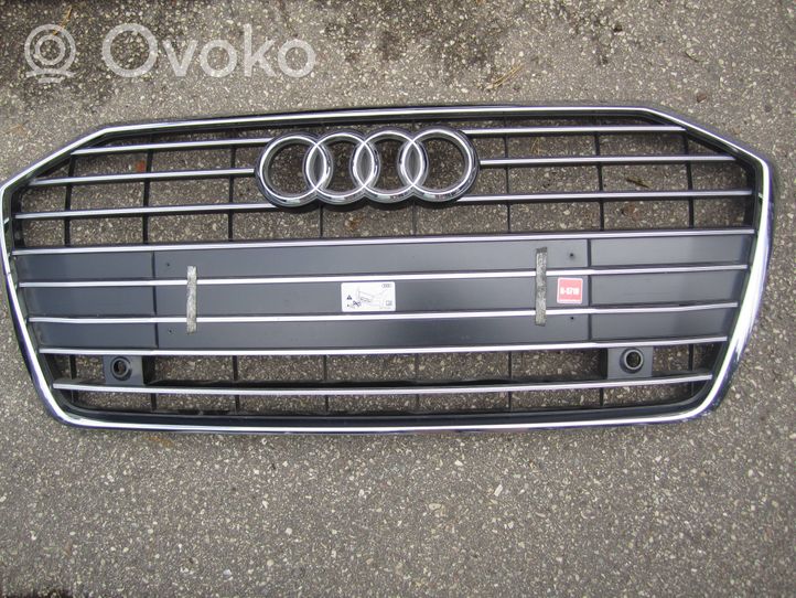 Audi A6 S6 C8 4K Etupuskurin ylempi jäähdytinsäleikkö 4K0853651B