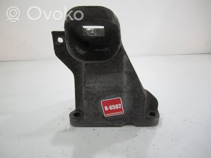 Audi 100 S4 C4 Supporto di montaggio del motore (usato) 4A0199312C