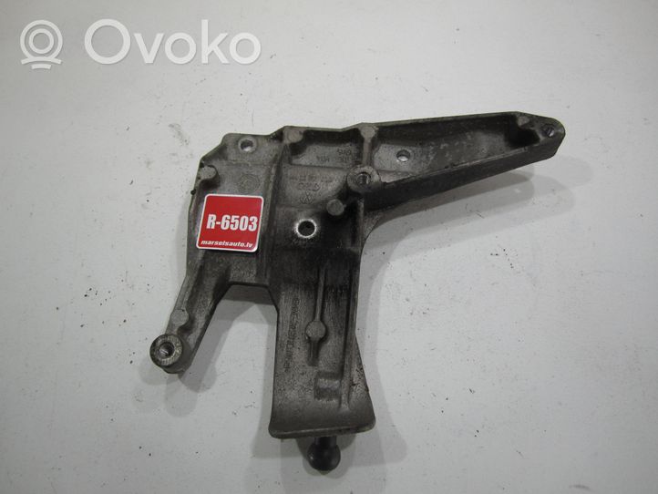 Audi A4 S4 B6 8E 8H Support, suspension du moteur 03G131159B