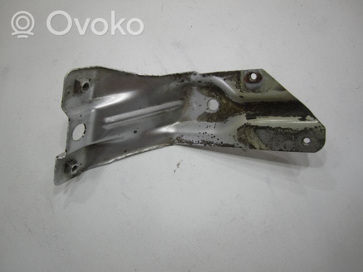 Volkswagen Golf VI Fender mounting bracket 5K6821135