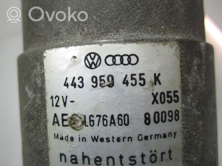 Audi Coupe Jäähdyttimen jäähdytinpuhaltimen suojus 443959455K