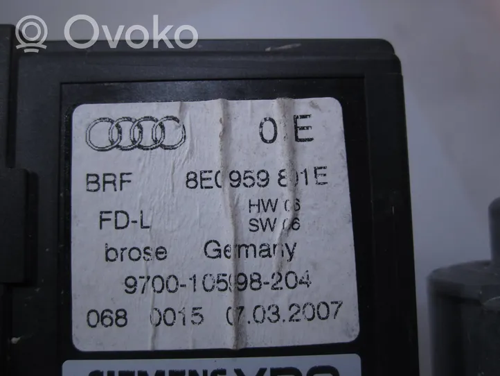 Audi A4 S4 B7 8E 8H Silniczek podnoszenia szyby drzwi tylnych 8E0959801E