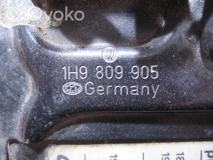 Volkswagen Golf III Polttoainesäiliön korkki 1H9809905