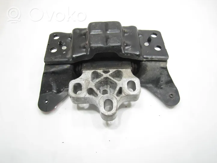 Volkswagen PASSAT B8 Supporto di montaggio del motore 5Q0199555BJ