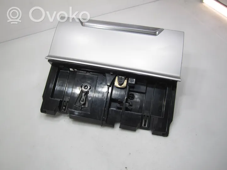 Volkswagen PASSAT B8 Popielniczka przednia tunelu środkowego 3G1863284A