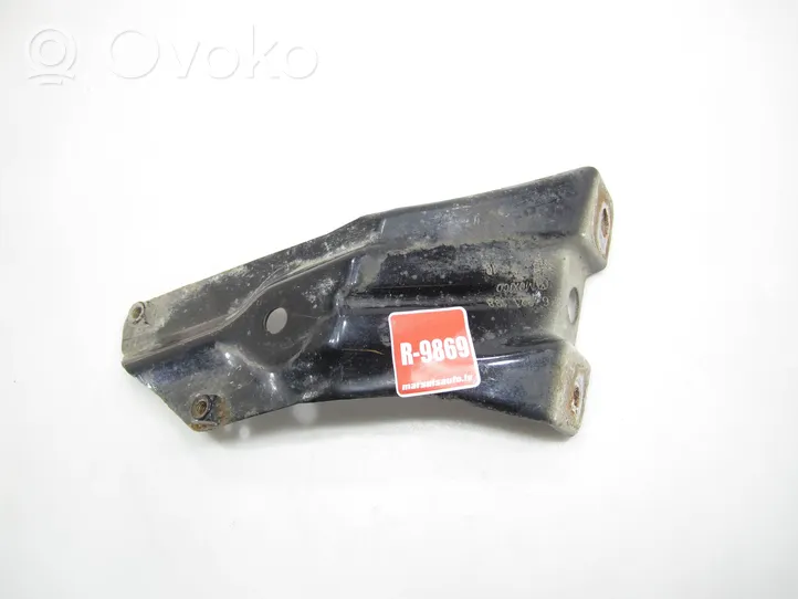 Volkswagen Golf VI Supporto di montaggio del parafango 5K6821138