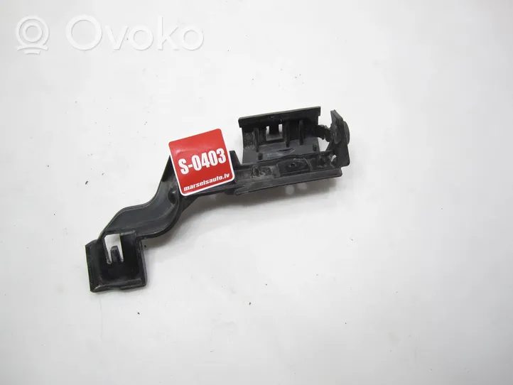 Audi A4 S4 B8 8K Staffa angolare del supporto di montaggio del paraurti 8K9807890B