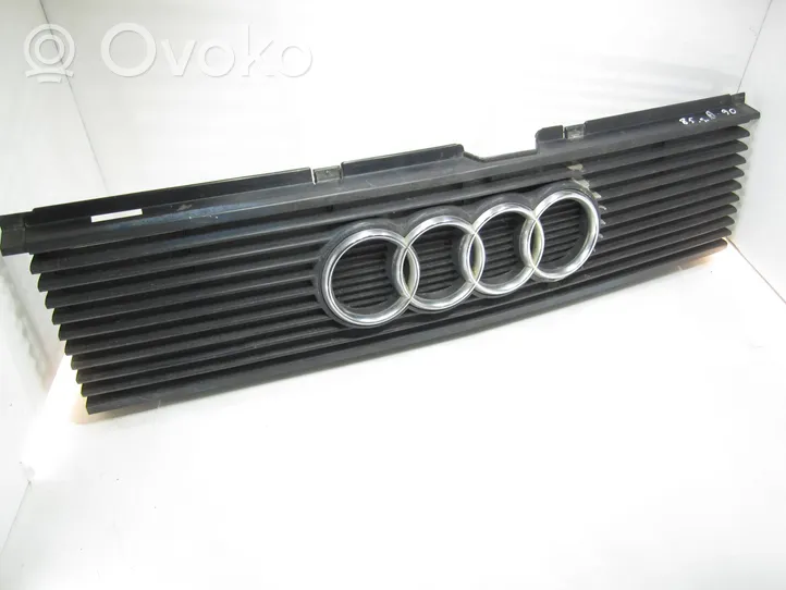 Audi 80 90 B2 Maskownica / Grill / Atrapa górna chłodnicy 811853655C