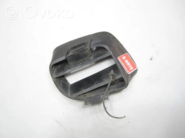 Audi 80 90 B3 Mascherina inferiore del paraurti anteriore 893807367