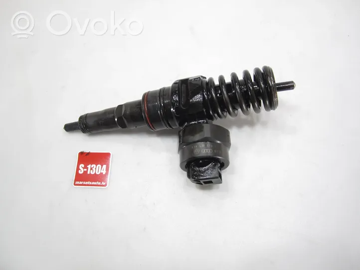 Audi A4 S4 B5 8D Injecteur de carburant 038130073F