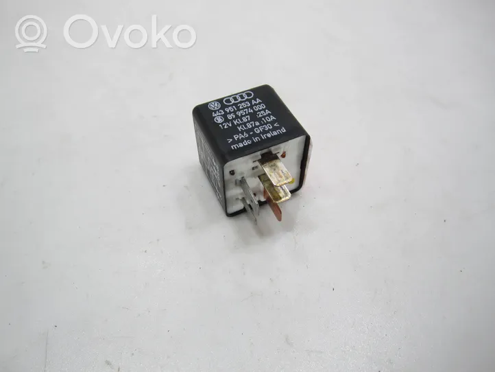 Audi A4 S4 B5 8D Other relay 443951253AA