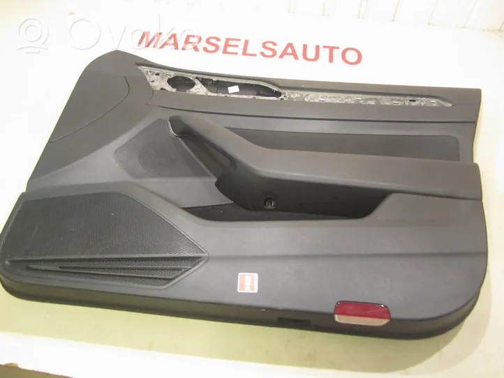 Volkswagen PASSAT B8 Rivestimento del pannello della portiera anteriore 3G1867012