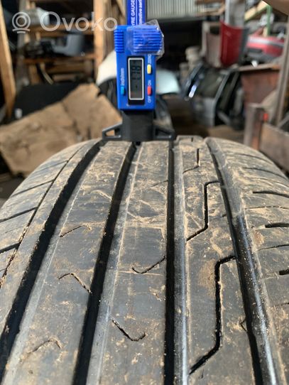 Chrysler Voyager R16 summer tire 21565R16