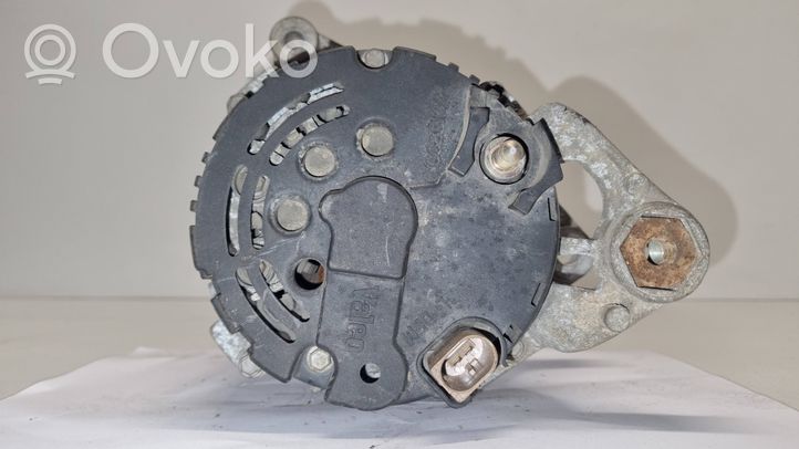 Volkswagen PASSAT B5 Generatore/alternatore 06B903016C